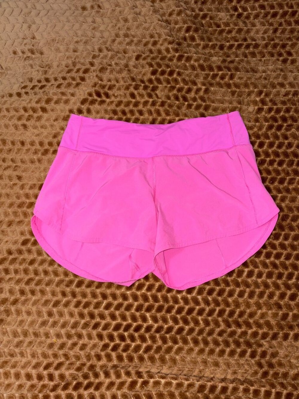 EXCELLENT Lululemon Speed Up Mid Rise Shorts 4" Prism Pink Lined Running 8 - Picture 6 of 8